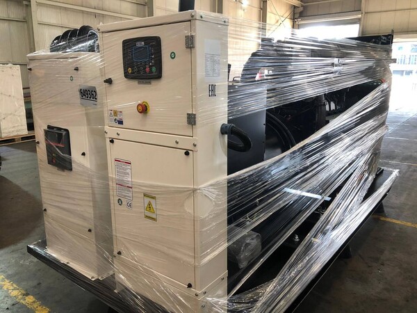 ДГУ 2х425кВт Doosan, открытые в синхронизации между собой на общую нагрузку